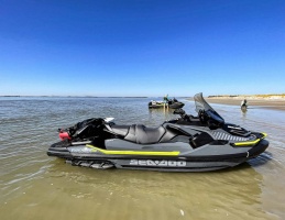 JeyJey Boats - wypożyczenie skuterów  SEA DOO  